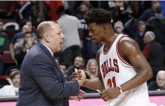 强硬背后的 强硬背后的