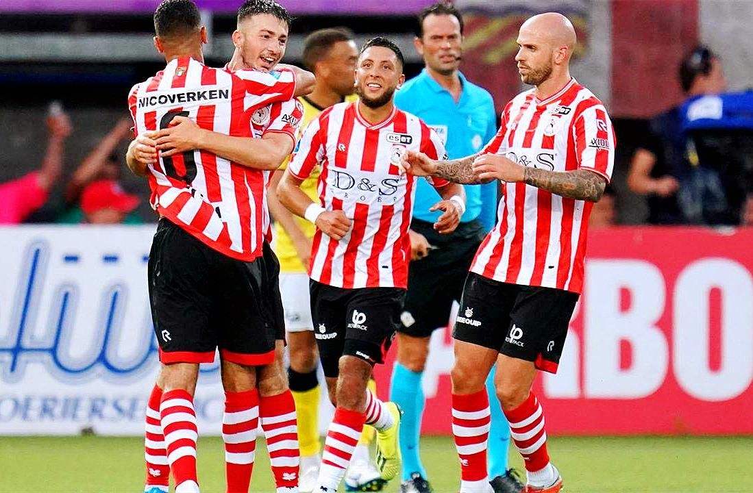 手并列领先 手并列领先