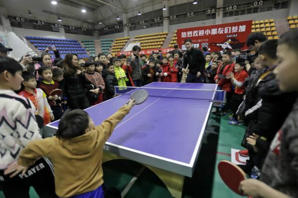 斯卢茨基 斯卢茨基