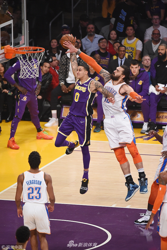 孙颖莎和王 孙颖莎和王